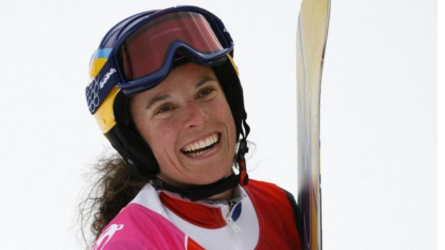 قهرمان سابق رشته اسنوبُرد کشور فرانسه جان باخت