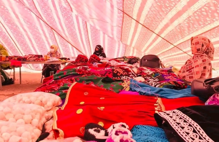صنایع دستی و فراورد‌ه‌های تولیدی زنان بامیان به نمایش گذاشته شد