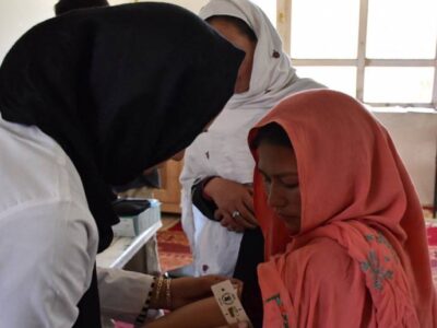اوچا: «در سال جاری میلادی ۱۰۰ هزار نفر در افغانستان به خدمات صحی و تغذیه دسترسی محدود داشته یا اصلا دسترسی نداشتند»