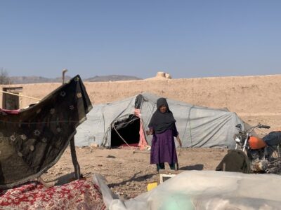 وضعیت دشوار زنان آسیب دیده از زمین لرزه‌های مرگ‌بار در قریه نقره ولایت هرات