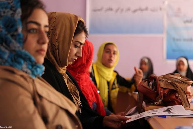 وضعیت زنان شاغل پس از وضع محدودیت‌ها در بیش از دوسال اخیر در افغانستان